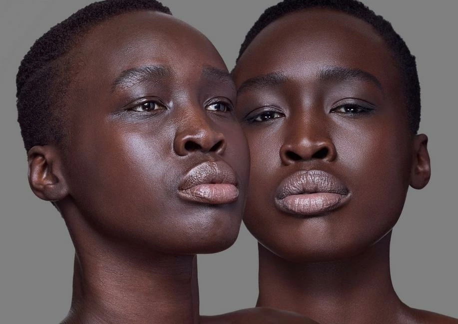 TOM FORD TRACELESS SOFT MATTE FOUNDATION - 12.5 WALNUT - Image 3