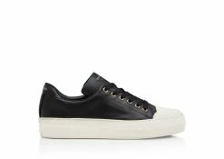 TOM FORD SMOOTH LEATHER CITY LOW TOP SNEAKERS - BLACK